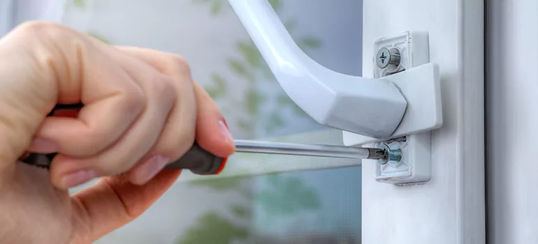 Window Crack Repair in Sarasota, FL