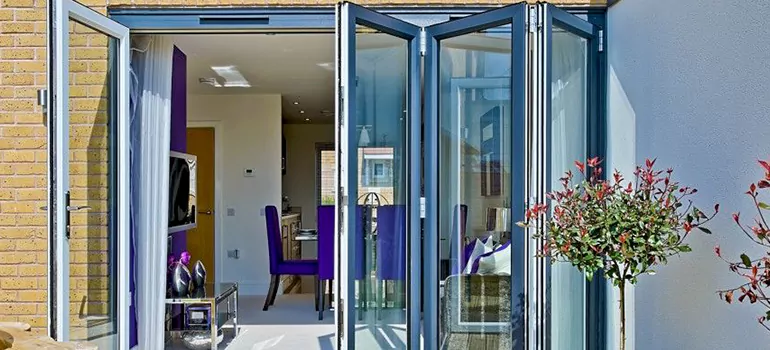 Commercial Door Glass Repair in Sarasota, FL