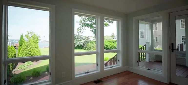 Double-hung Window Repair in Sarasota, FL