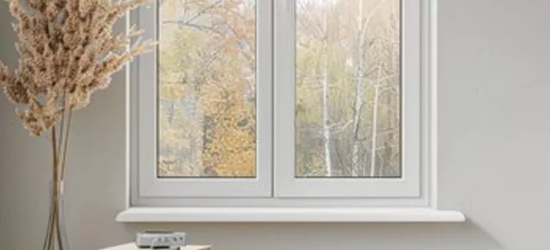 Vinyl Window Stool in Sarasota, FL